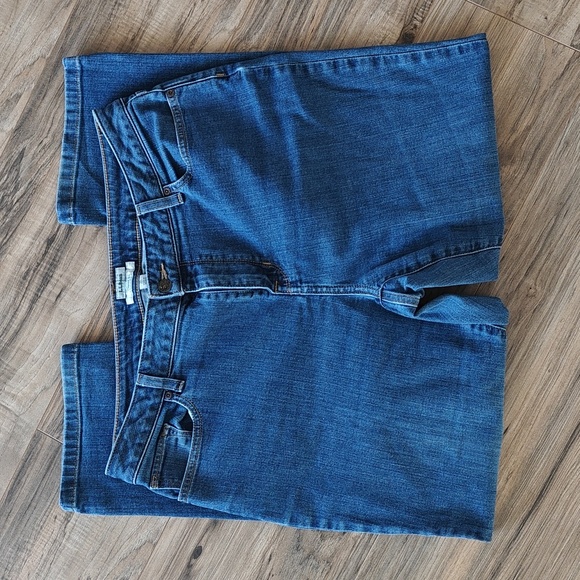 L.L. Bean Denim - EUC L.L. Bean Petite Jeans